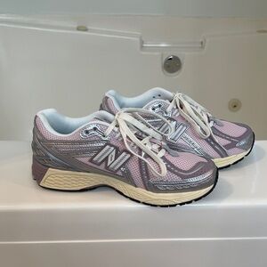 New Balance 1906R Sneakers